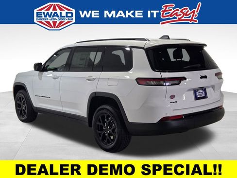 New 2025 Jeep Grand Cherokee L Altitude AWD/4WD image 15