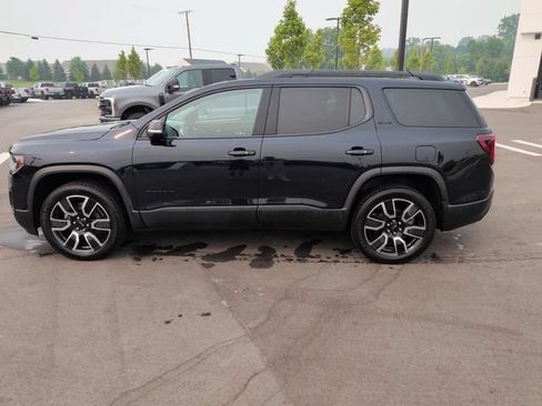 Used 2021 GMC Acadia SLE w/ Driver Convenience Package FWD image 2