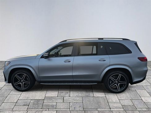 New 2026 Mercedes-Benz GLS 450 4MATIC image 4