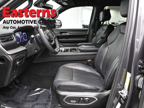 Used 2024 Jeep Wagoneer Series II AWD/4WD image 14