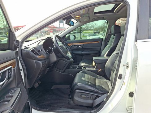 Used 2018 Honda CR-V Touring image 14