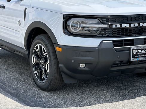New 2026 Ford Bronco Sport Outer Banks AWD/4WD image 11