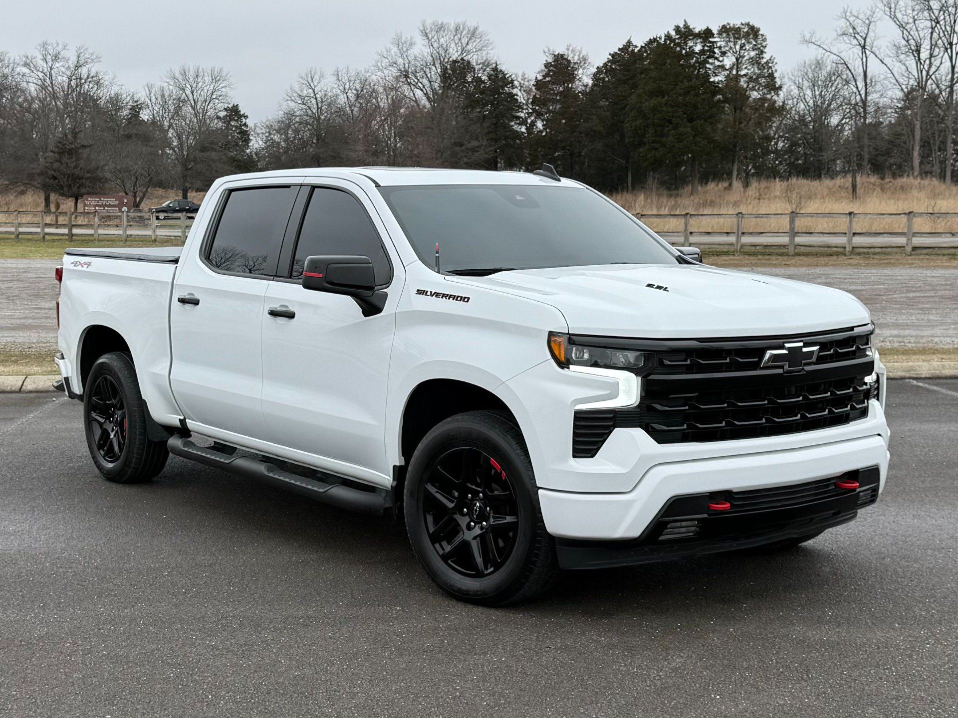Used 2024 Chevrolet Silverado 1500 RST w/ Redline Edition AWD/4WD image 1