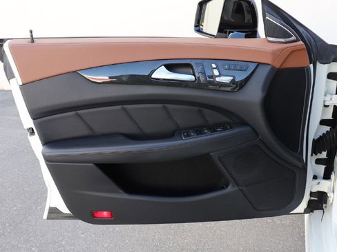 Used 2018 Mercedes-Benz CLS 550 w/ Premium 2 Package image 36