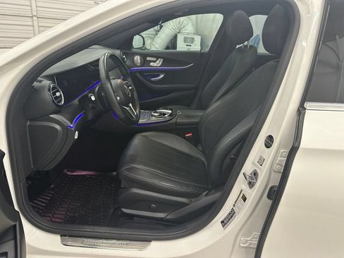 Used 2019 Mercedes-Benz E 300 image 19