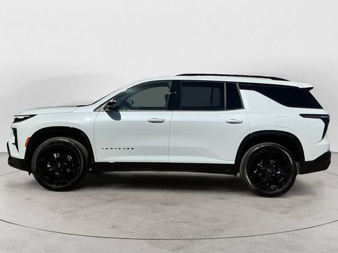 Certified 2026 Chevrolet Traverse RS w/ LPO, Floor Liner Package AWD/4WD image 8