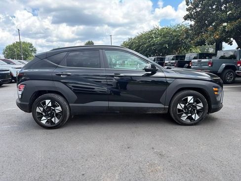 Used 2025 Hyundai Kona SEL FWD image 8