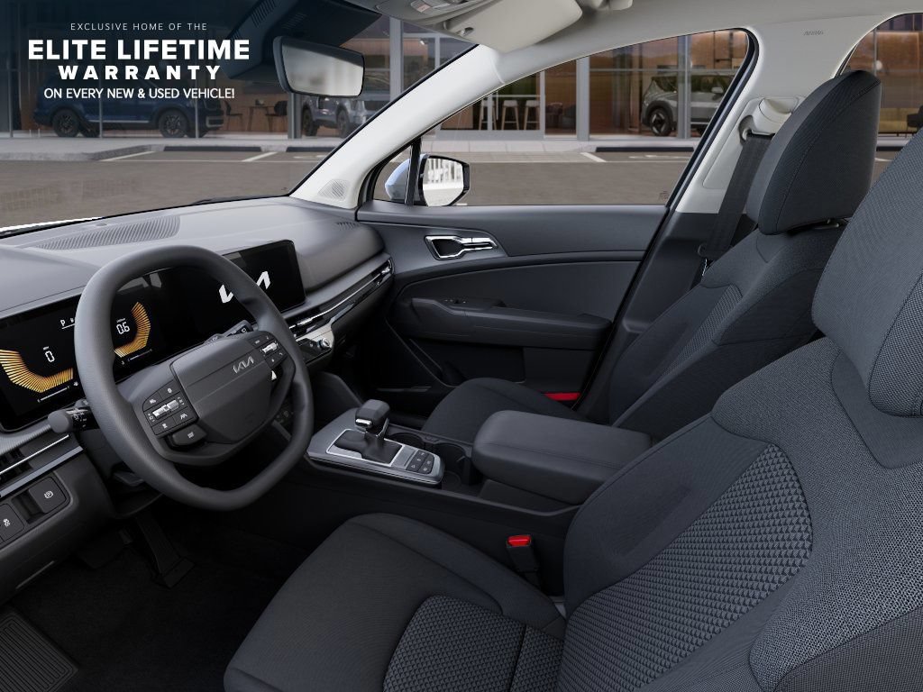 New 2026 Kia Sportage LX w/ LX Convenience Package FWD image 18