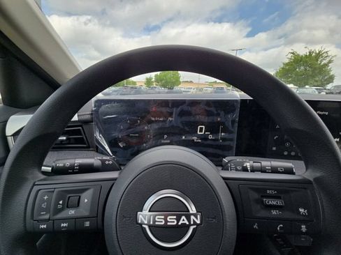 New 2026 Nissan Kicks SV AWD/4WD image 25