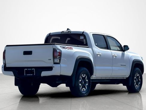 Certified 2021 Toyota Tacoma TRD Off-Road w/ Technology Package AWD/4WD image 5