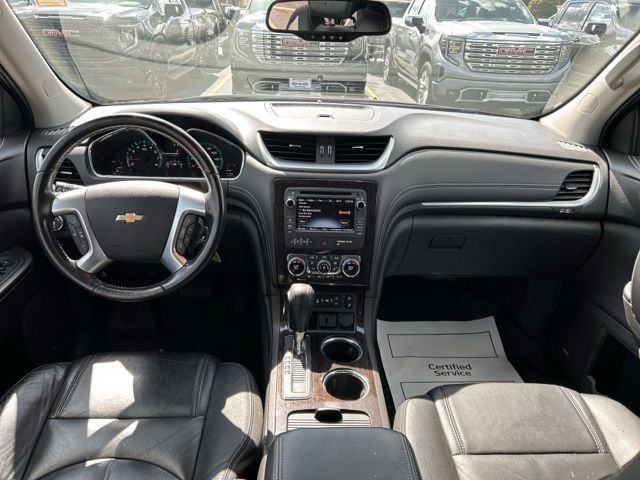 Used 2015 Chevrolet Traverse LT AWD/4WD image 24
