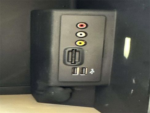 Used 2013 Ford F150 Lariat w/ Luxury Equipment Group image 24