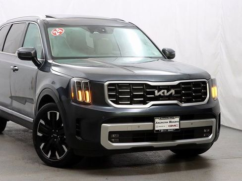 Used 2024 Kia Telluride SX image 2