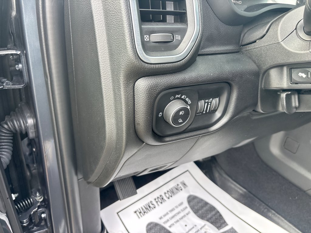 Used 2025 RAM 2500 Laramie w/ Night Edition AWD/4WD image 29