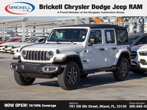 Used 2025 Jeep Wrangler Sahara image 1