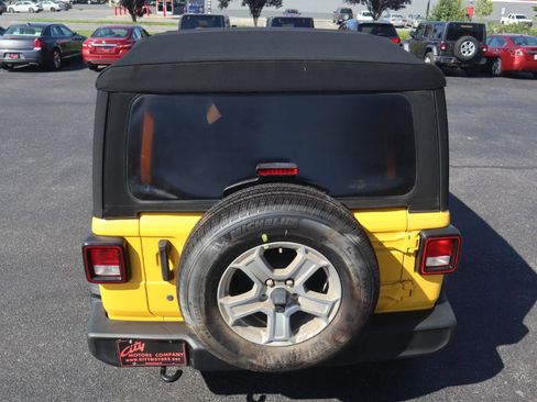 Used 2020 Jeep Wrangler Unlimited Sport S AWD/4WD image 7