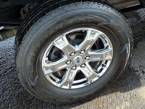 Used 2022 Ford F150 XLT w/ Equipment Group 302A High image 7