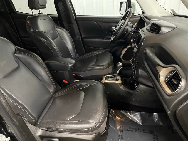 Used 2016 Jeep Renegade Limited AWD/4WD image 19