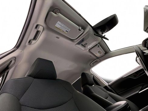 Used 2025 Toyota RAV4 LE image 22