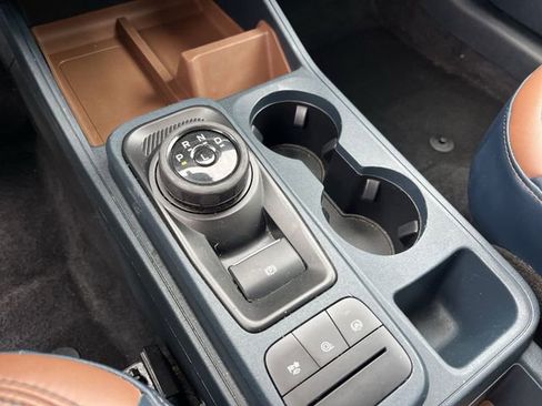 Used 2022 Ford Maverick Lariat image 31