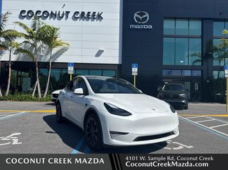 Used 2024 Tesla Model Y Long Range video 1