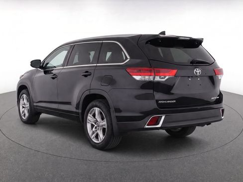 Used 2019 Toyota Highlander Limited AWD/4WD image 6