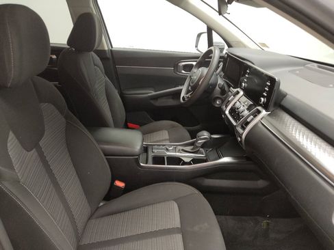 Used 2022 Kia Sorento LX AWD/4WD image 21