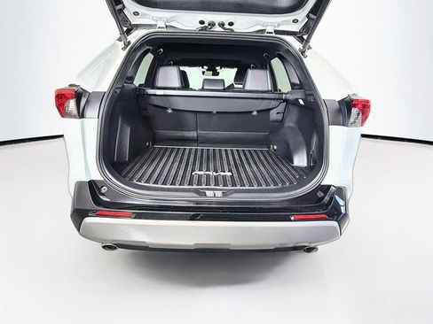 Used 2024 Toyota RAV4 XSE AWD/4WD image 26