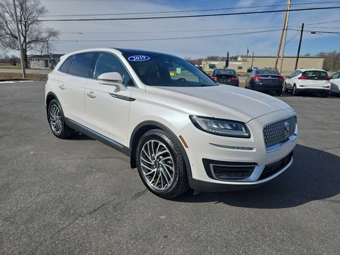Used 2019 Lincoln Nautilus Reserve image 4