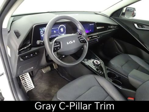 Certified 2023 Kia Niro Wave image 24