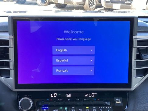 Used 2022 Toyota Tundra Limited image 30