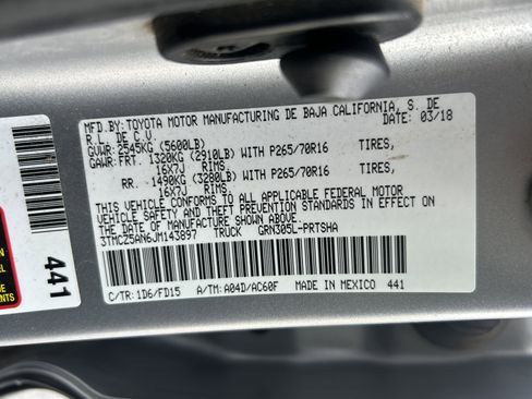 Used 2018 Toyota Tacoma TRD Off-Road image 14