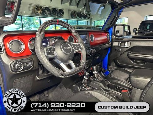 Used 2021 Jeep Gladiator Rubicon w/ Cold Weather Group AWD/4WD image 18