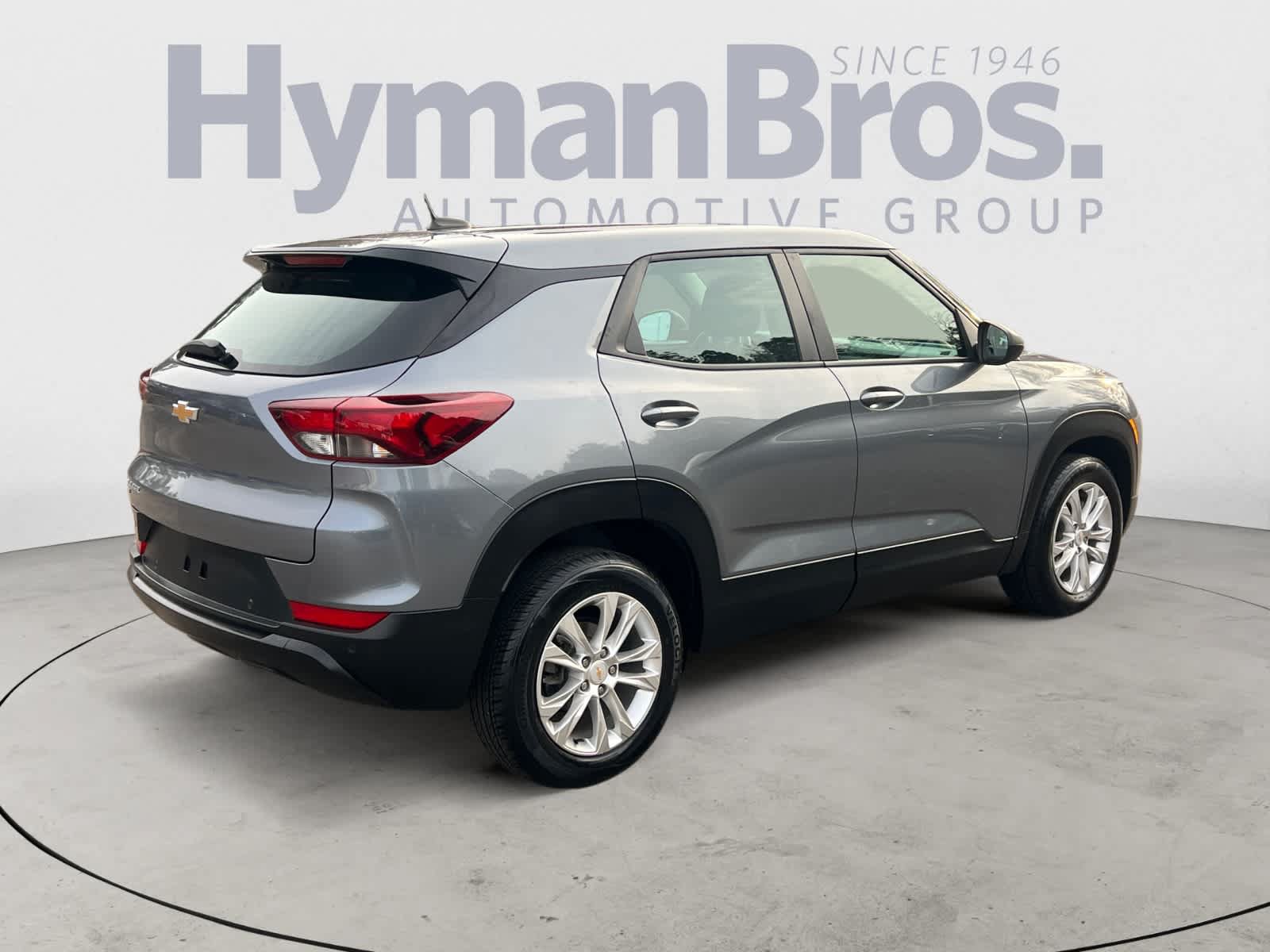 Used 2021 Chevrolet TrailBlazer LS AWD/4WD image 3