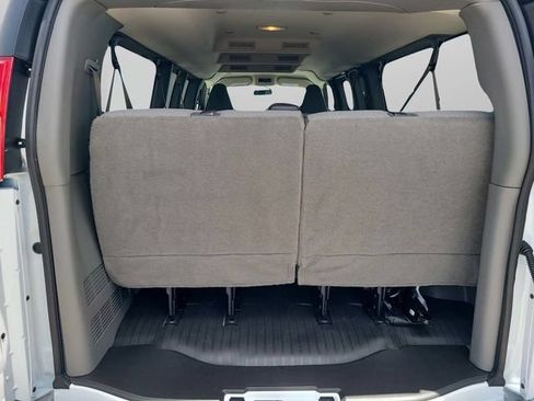 New 2026 Chevrolet Express 3500 LS RWD image 9