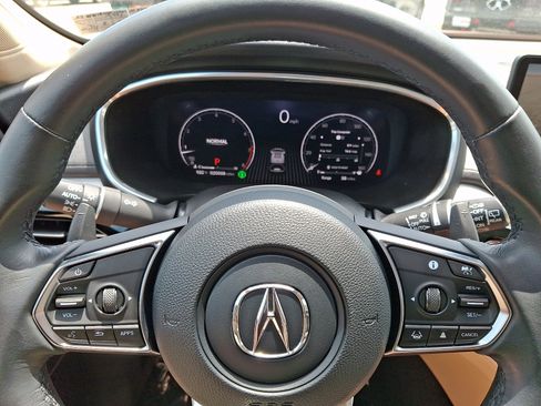 Used 2023 Acura MDX SH-AWD w/ Technology Package image 19
