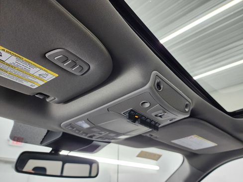 Used 2021 Ford F350 Lariat w/ Lariat Ultimate Package image 13