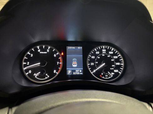 Used 2025 Nissan Sentra S FWD image 38