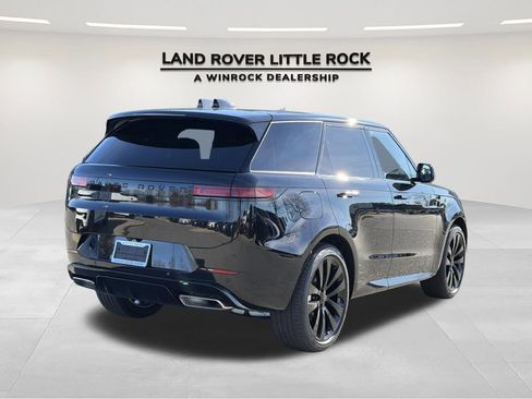 New 2026 Land Rover Range Rover Sport Dynamic SE image 2