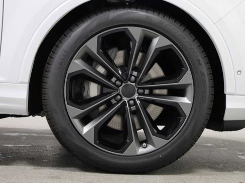 New 2026 Audi Q7 Premium Plus AWD/4WD image 12