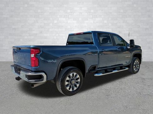 Used 2025 Chevrolet Silverado 2500 LT image 4