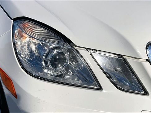 Used 2011 Mercedes-Benz E 350 Sedan image 26