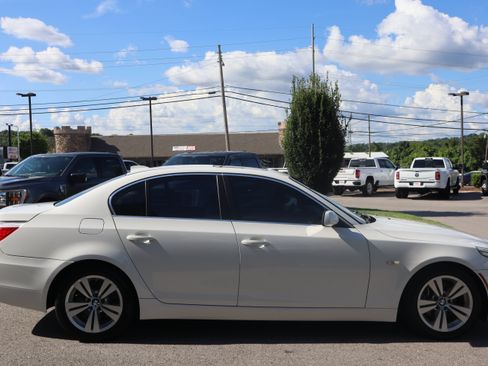 Used 2009 BMW 528i Sedan RWD image 6