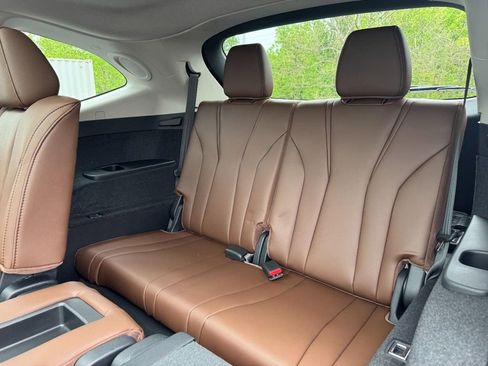 Certified 2026 Acura MDX SH-AWD w/ Technology Package image 11
