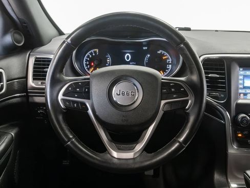 Used 2018 Jeep Grand Cherokee Limited AWD/4WD image 12