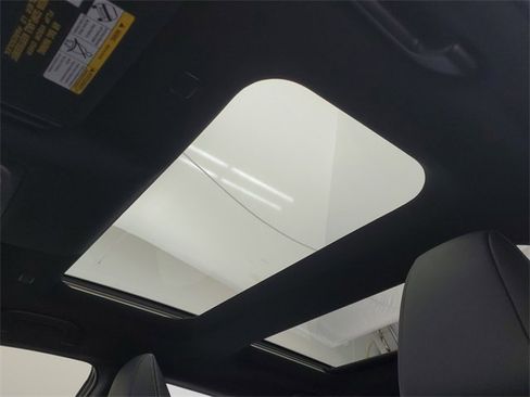 Used 2024 Subaru Solterra Touring w/ Touring Package image 20