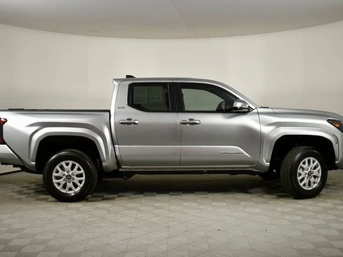 Certified 2025 Toyota Tacoma SR5 image 3