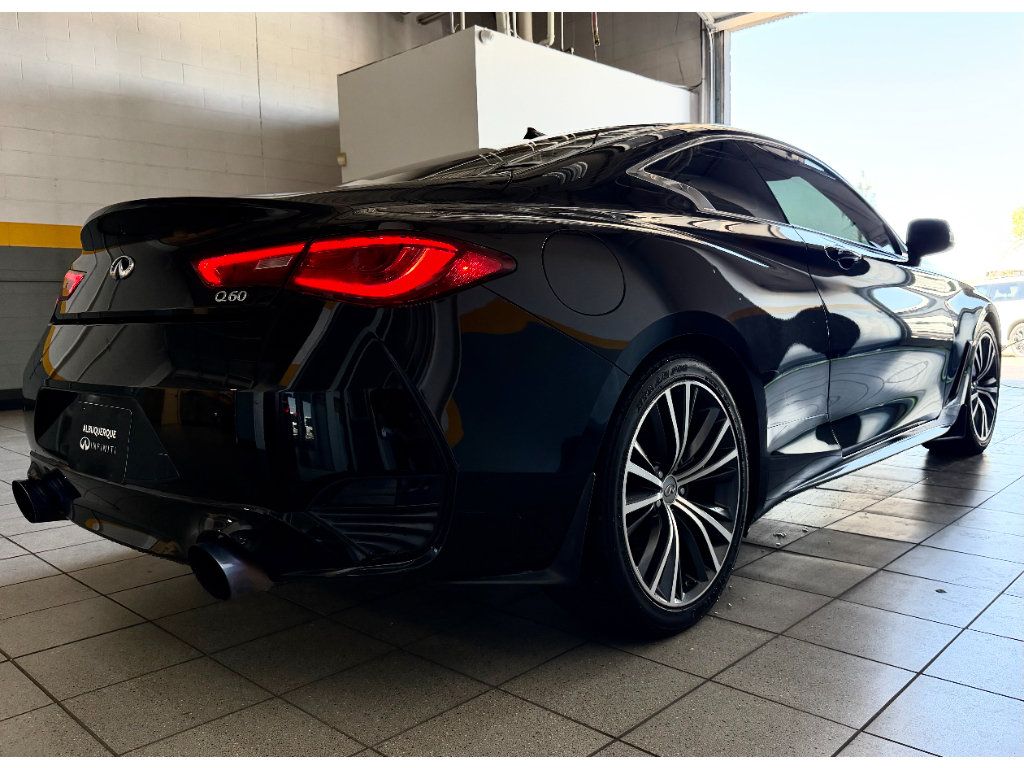 Used 2019 INFINITI Q60 3.0t RWD image 9