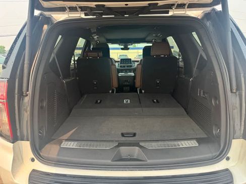 Used 2021 Chevrolet Tahoe High Country AWD/4WD image 13