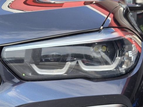 Used 2022 BMW X6 M50i w/ Parking Assistance Package image 13